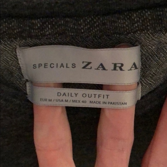 Zara t-shirt - Picture 2 of 3